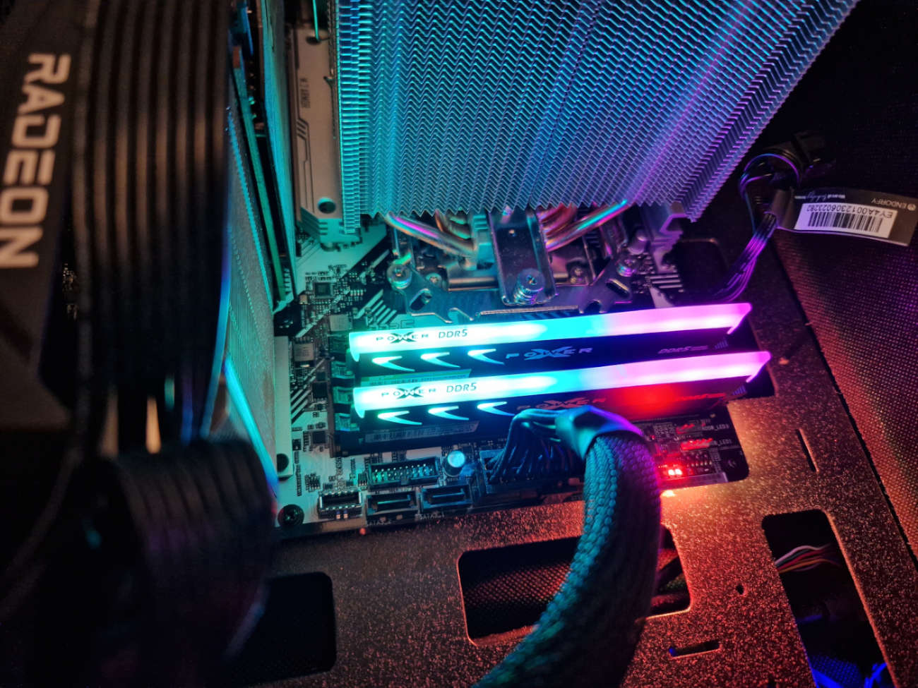 Pamieci-RAM-DDR5-Silicon-Power-XPower-Storm-3