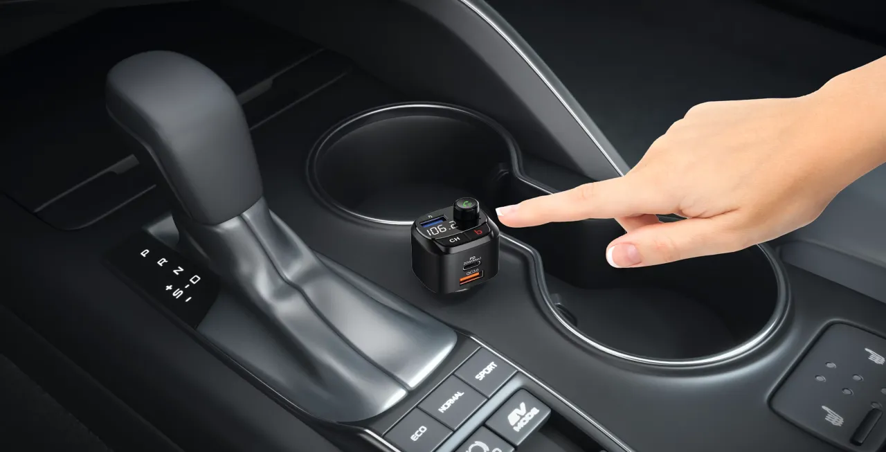 Transmiter FM z Bluetooth – TechniSat DIGICAR 200 BT