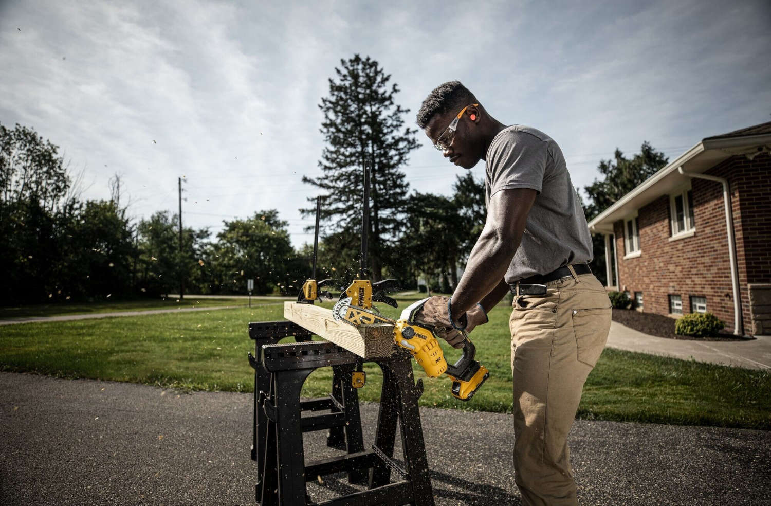 Pilarka-lancuchowa-jak-kupic-najlepsza-11