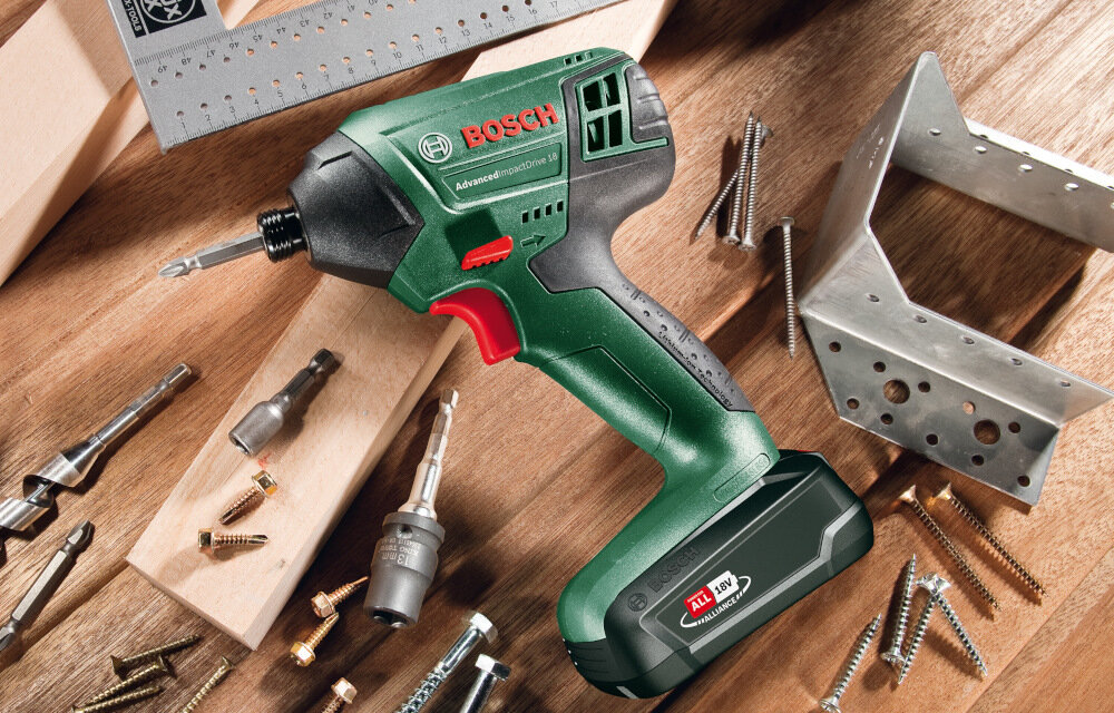 Zakrętarka udarowa – do czego służy? Jak wybrać dobry model?-4