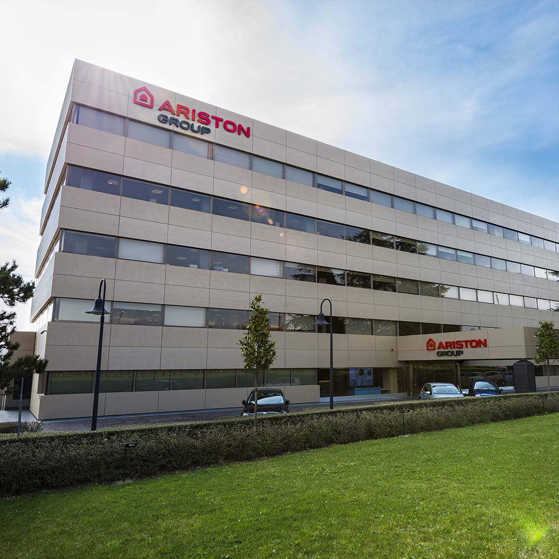 Ariston Group przejmuje Riello