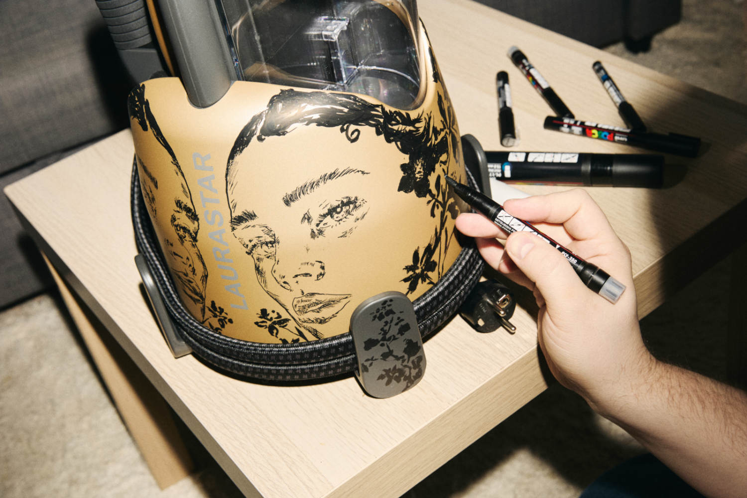 Ponownie-gra-z-WOSP-generator-pary-z-autorskim-zdobieniem-Mateusza-Sudy-2