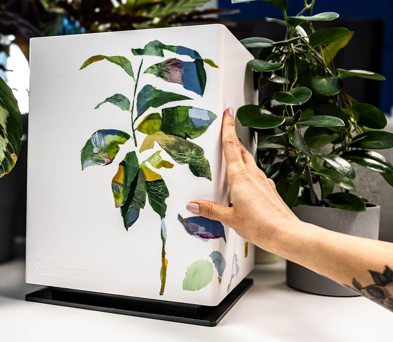 Ręcznie malowany nawilżacz Stadler Form Noah na aukcji 34. Finału WOŚP-3