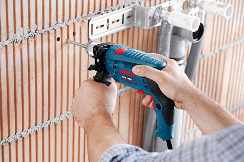 Kiedy-przydaje-sie-wiertarka-udarowa-i-jak-wybrac-odpowiedni-model-8
