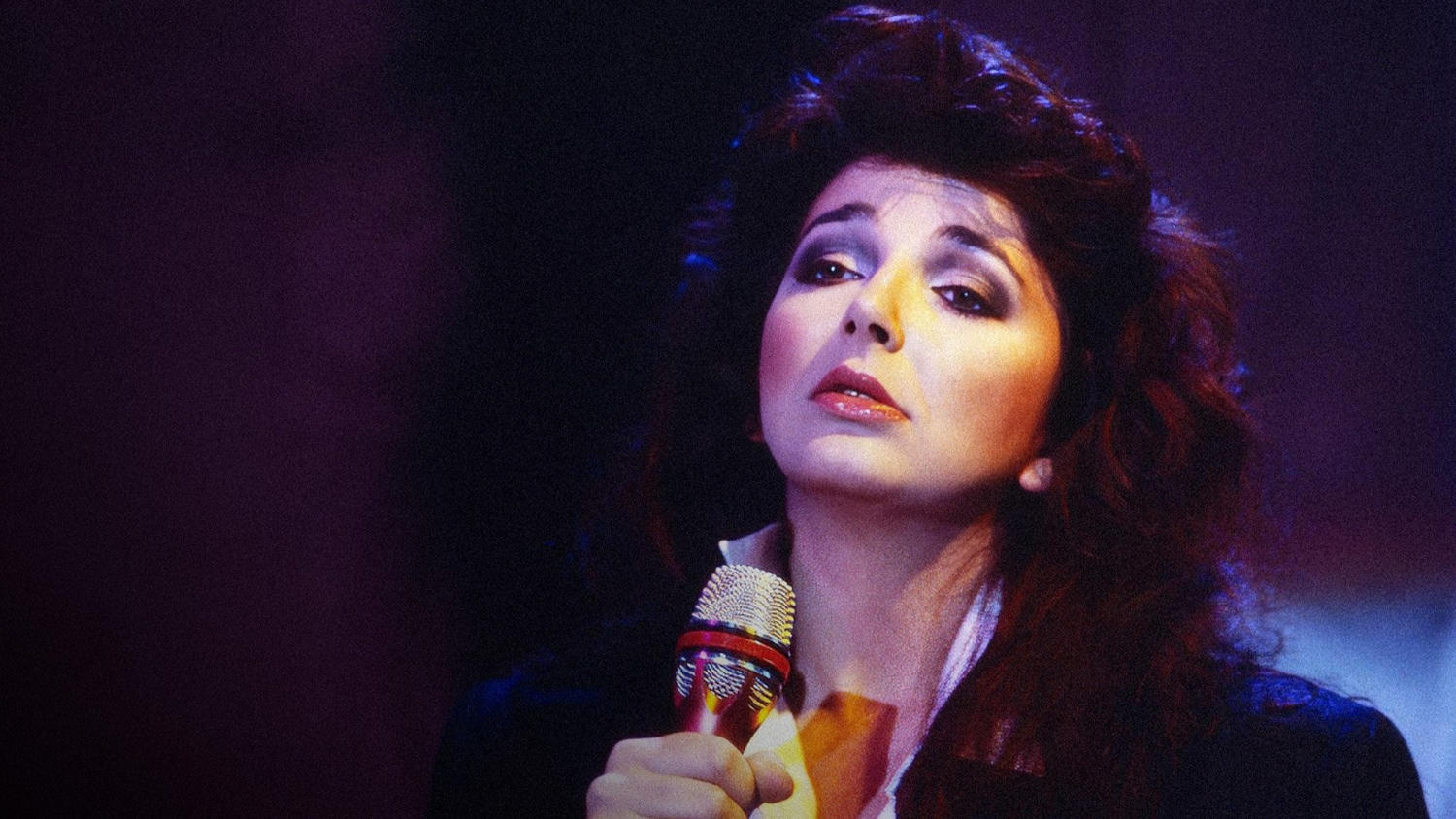 „Kate Bush z Wichrowych Wzgórz”, już w serwisie