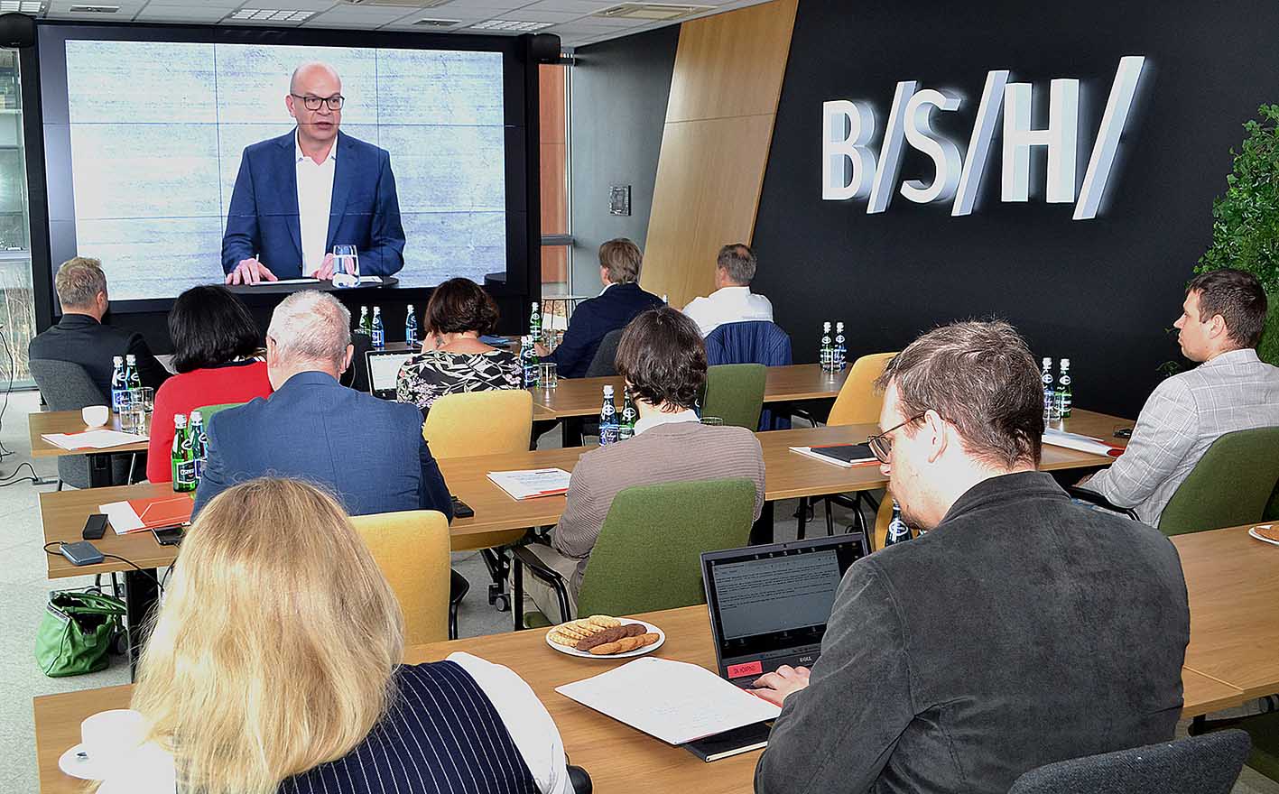 Odporność, inwestycje i AI jako fundament strategii w niestabilnym rynku AGD-2