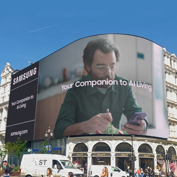 Samsung pokazuje AI w codziennym życiu. W centrum „inteligentna” kuchnia i lodówki Bespoke AI.