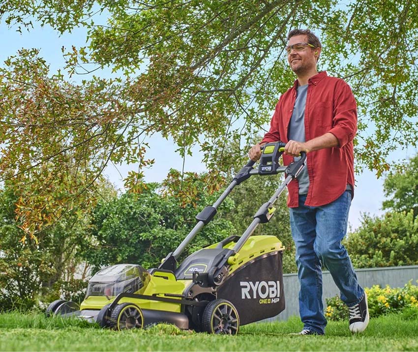RYOBI z dużą obniżką na kosiarkę bezszczotkową-2